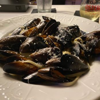 Osteria - Linguini muscles - Tapas/Small Plates Near Me - Springfield, Massachusetts