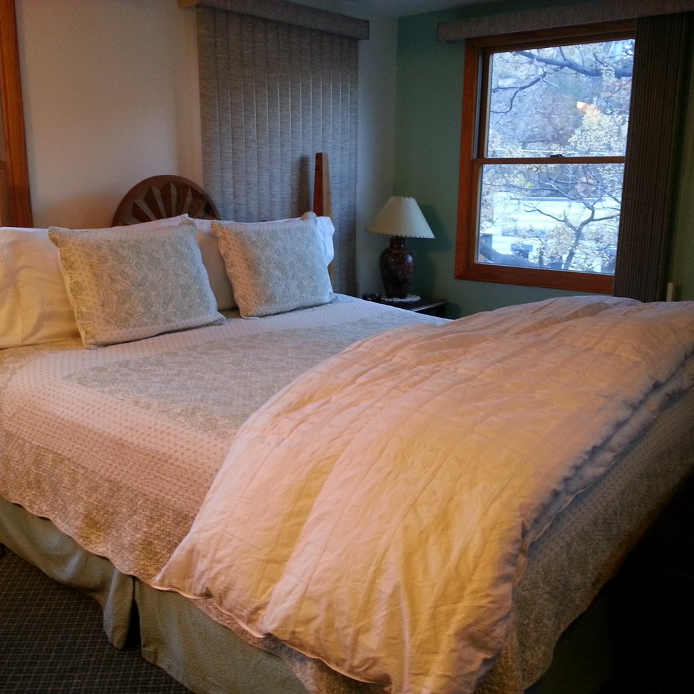Tombstone Canyon Inn - Hotels Near Me - Bisbee, Arizona Tombstone Canyon Inn - Hotels Near Me - Bisbee, Arizona