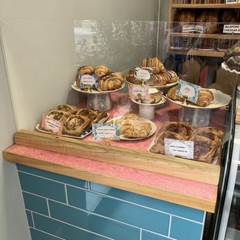 Loaf Lounge - Cafes Near Me - Chicago, Illinois