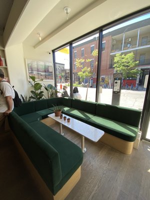 Café Éclair by null