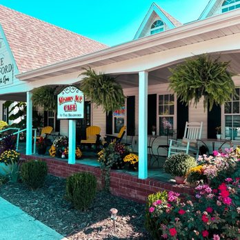 Steamy Joe Cafe - Branson - Outside - Cafes Near Me - Branson, Missouri Steamy Joe Cafe - Branson - Outside - Cafes Near Me - Branson, Missouri
