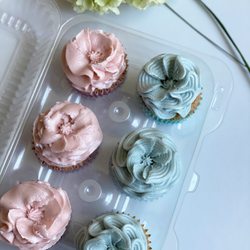 Alexa Marie’s Gluten Free Sweets on Streets - Very Vanilla Gluten Free Cupcakes