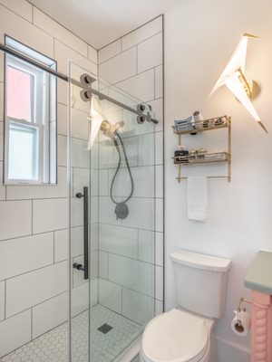 Front Street Inn by null