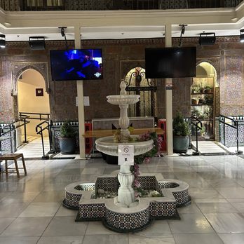 Cat's Hostel - Lounge area - Hostels Near Me - Madrid, M