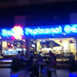 Buket Pastanesi