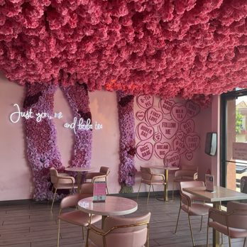 Bober Tea & Coffee - interior - Bubble Tea Near Me - Sacramento, California Bober Tea & Coffee - interior - Bubble Tea Near Me - Sacramento, California