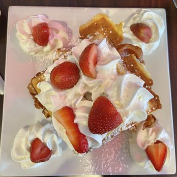 Dominic’s Place - Crispy Chicken and Waffles (chicken tender, strawberries and whipped cream) - Breakfast & Brunch Near Me - North Providence, Rhode Island