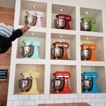 Stan's Donuts & Coffee - Donuts Near Me - Chicago, Illinois