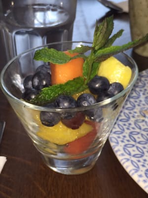 The Queen’s Arms by null