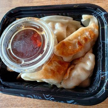 Yoshiya Umami Beef Bowl - Pot stickers. Delish. - Japanese Near Me - San Antonio, Texas Yoshiya Umami Beef Bowl - Pot stickers. Delish. - Japanese Near Me - San Antonio, Texas
