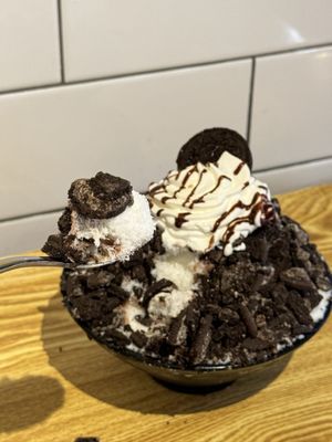 Snowbing Korean Shaved Ice by null