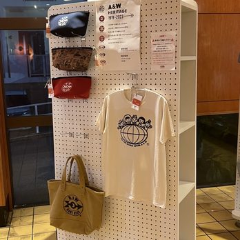 A&W 8様 ご連絡ページ A&W 北谷店 - Updated November 2025 - 北谷町字上勢頭549-2, 中頭郡