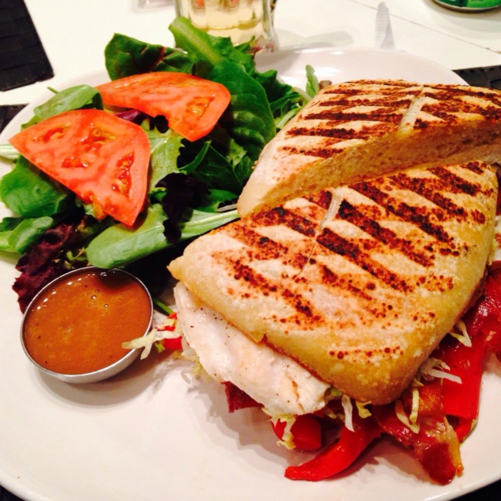 Cafe Paris - Chicken sandwich - Creperies Near Me - Metuchen, New Jersey