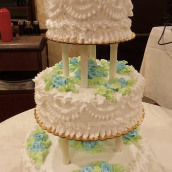 Kwan Lac Bakery - $180 for a 3 tier cake. - Bakeries Near Me - Monterey Park, California Kwan Lac Bakery - $180 for a 3 tier cake. - Bakeries Near Me - Monterey Park, California