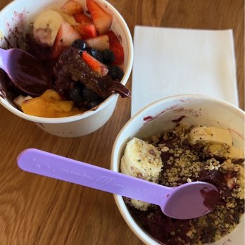 Acai Jungle Cafe - Jungle Acai Bowl - Sandwiches Near Me - Burbank, California
