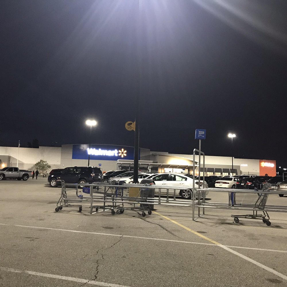 Total 72+ imagen walmart steelyard cleveland ohio Viaterra.mx