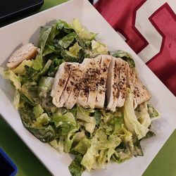 Twisted Tiki Sports Bar & Pizzeria - Ceasar salad with grilled chicken