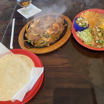 Casa Tequila - Shrimp and steak fajitas - Mexican Near Me - Boca Raton, Florida Casa Tequila - Shrimp and steak fajitas - Mexican Near Me - Boca Raton, Florida
