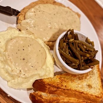 11|17 - Chicken fried steak , mashed potatoes, green beans - New American Near Me - McKinney, Texas