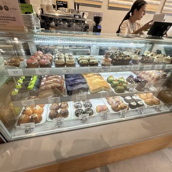 Light on the Sugar - Bakeries Near Me - Winter Park, Florida