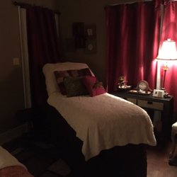 Secret Vineyard Day Spa - Very comfortable setting. Loved the tranquility of my massage room.