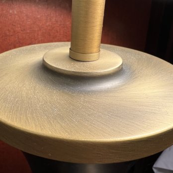 Hampton Inn Cleveland-Downtown - Dusty Lamp - Hotels Near Me - Cleveland, Ohio Hampton Inn Cleveland-Downtown - Dusty Lamp - Hotels Near Me - Cleveland, Ohio