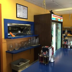 El Canal Cafe