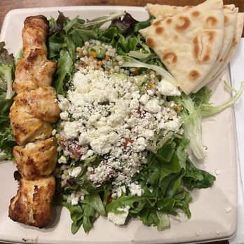 Luna Grill Cerritos - Mediterranean Salad with chicken kabob - Mediterranean Near Me - Cerritos, California