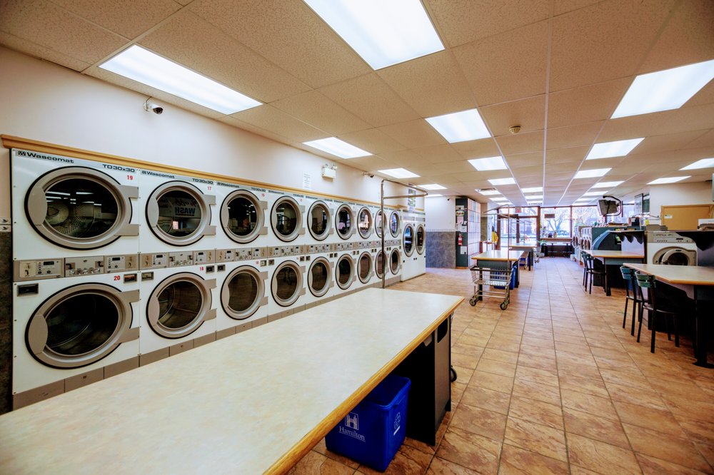 MOUNTAIN COIN LAUNDRY Updated September 2024 776 Concession Street, Hamilton, Ontario