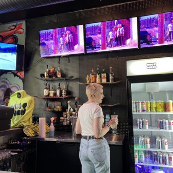 Half Baked - Bar view - Music Venues Near Me - Columbus, Ohio