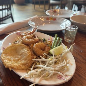 Pink Lotus Thai Restaurant - TRADITIONAL PAD THAI (GF) - Thai Near Me - Atlanta, Georgia
