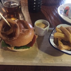 The Watergates Bar - Wagyu burger and ale, yummy!
