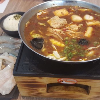 Uniboil - numbing spicy seafood pot - Asian Fusion Near Me - Goleta, California Uniboil - numbing spicy seafood pot - Asian Fusion Near Me - Goleta, California