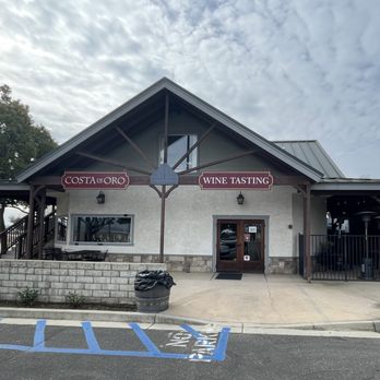 Costa De Oro Wine Tasting - Exterior - Wine Tasting Room Near Me - Santa Maria, California