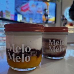 Sunrise mango, red bean Sunrise mango, red bean