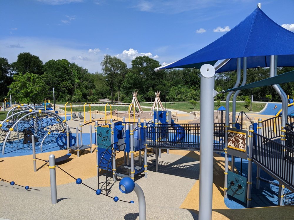 PRESTON MEADOW PARK Updated June 2024 23 Photos 4243 Lorimar Dr