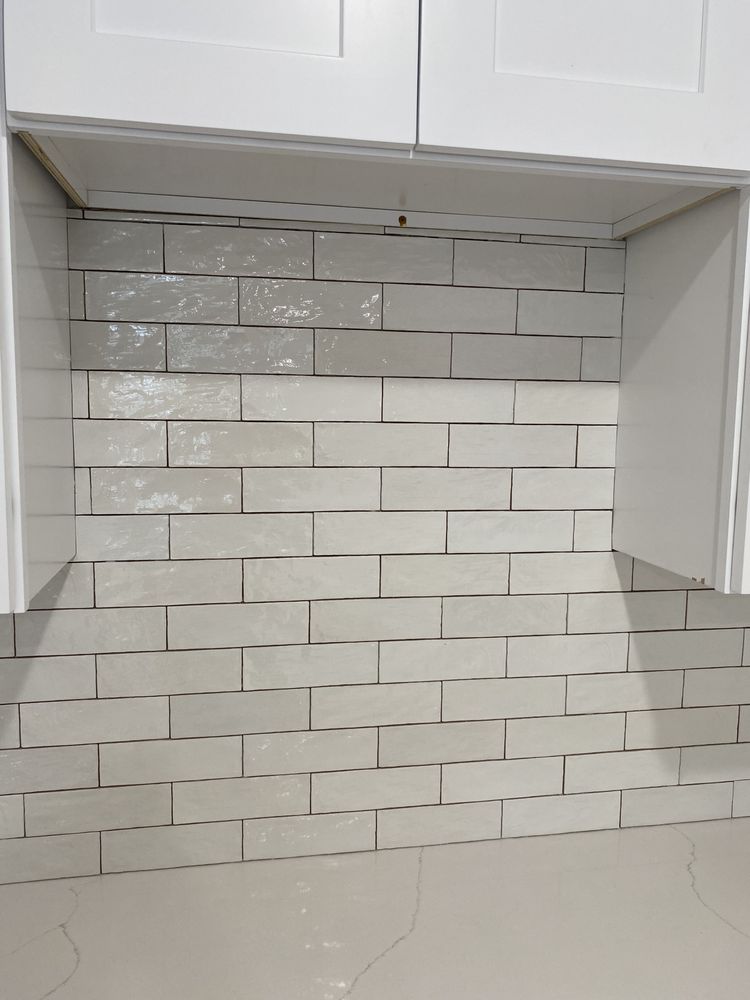 Slide of Vic Construction