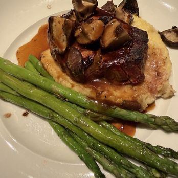 Seasons 52 - Filet mignon - New American Near Me - Bridgewater, New Jersey