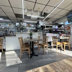 Nonno's Pizzeria Deli & Catering