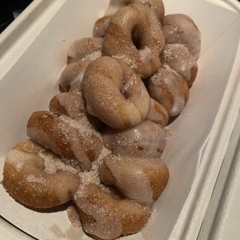 BittieBitez Mini-Donuts - Bittie Bitz (cinnamon sugar & glaze) - Donuts Near Me BittieBitez Mini-Donuts - Bittie Bitz (cinnamon sugar & glaze) - Donuts Near Me