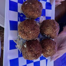 Dawn's Victory Sports Cafe - Mac n cheese balls