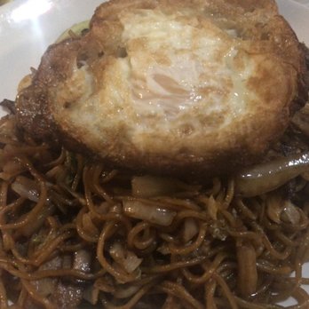 Momo Mee - Yakisoba - Pan Asian Near Me - Milwaukee, Wisconsin
