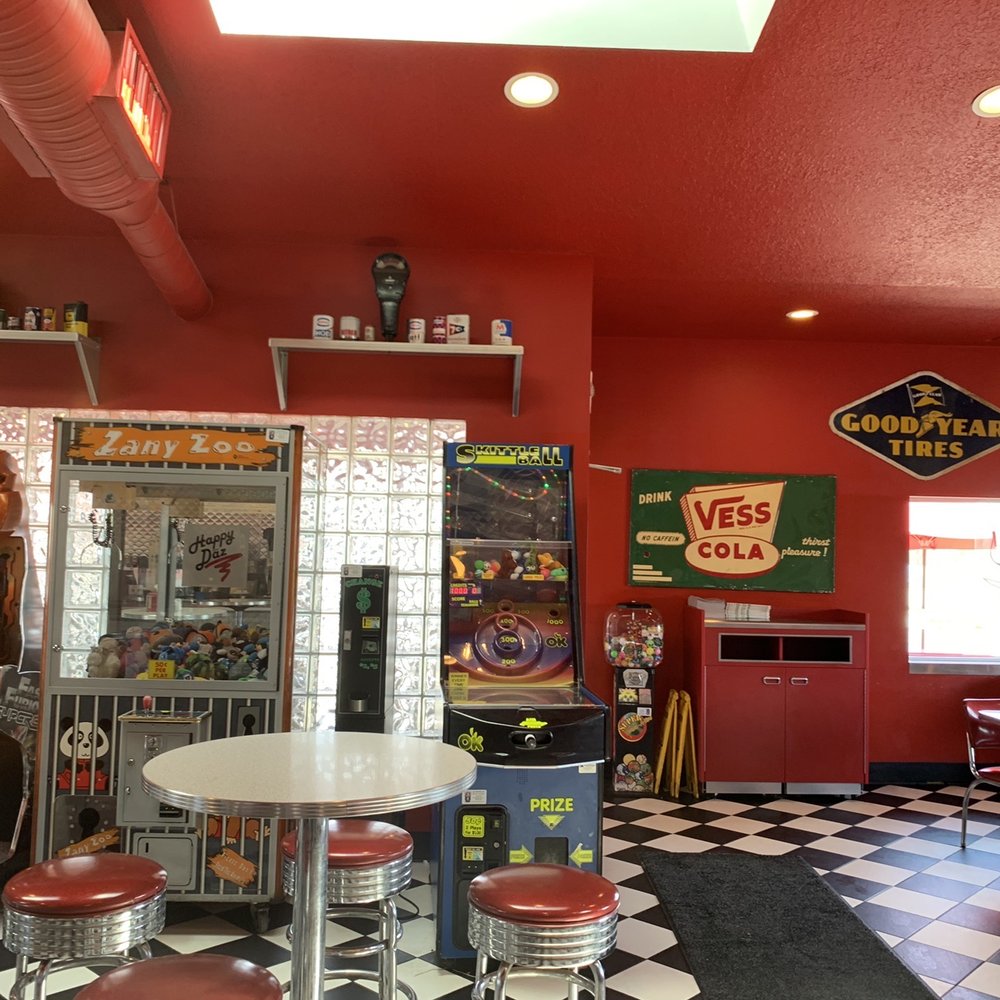 Happy Daz - Inside - Breakfast & Brunch Near Me - Lima, Ohio