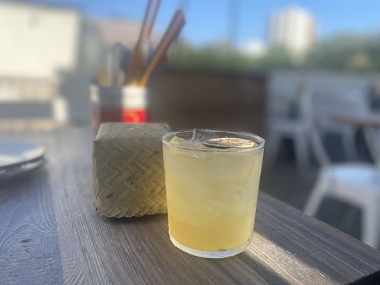Gai Noi by null