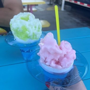 Frio Loco - Strawberry cheesecake, lime snow cones - Shaved Ice Near Me - Crystal Beach, Texas Frio Loco - Strawberry cheesecake, lime snow cones - Shaved Ice Near Me - Crystal Beach, Texas