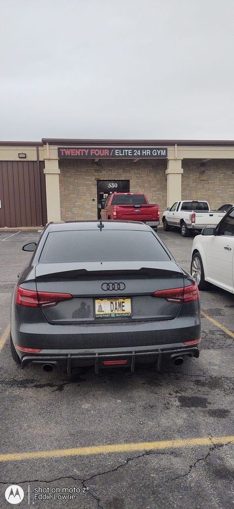 Social spots from Powerhouse Gym & Fitness Center