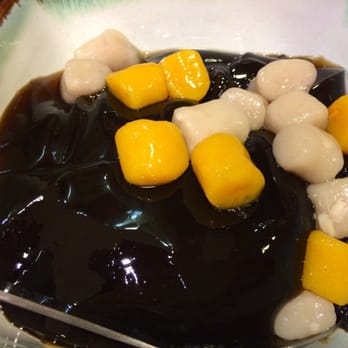 Meet Fresh - Grass jelly with taro and sweet potato balls - Desserts Near Me - Irvine, California