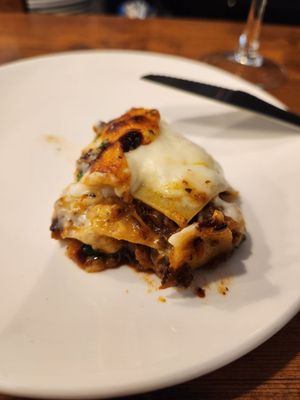 PST Higashi Azabu (Pizza Studio Tamaki Higashi Azabu) by null