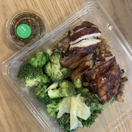 The goop Teriyaki Bowl The goop Teriyaki Bowl