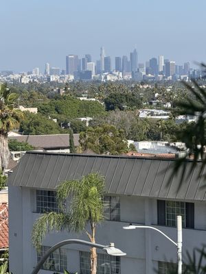 Sunset Marquis by null
